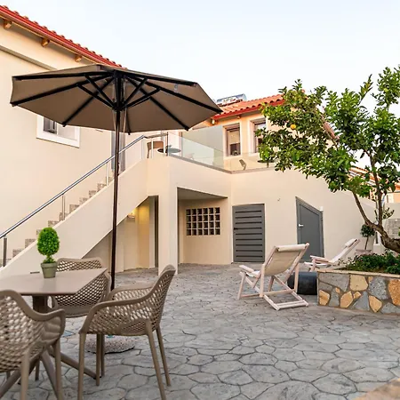 Sir T * Floka (Messenia)